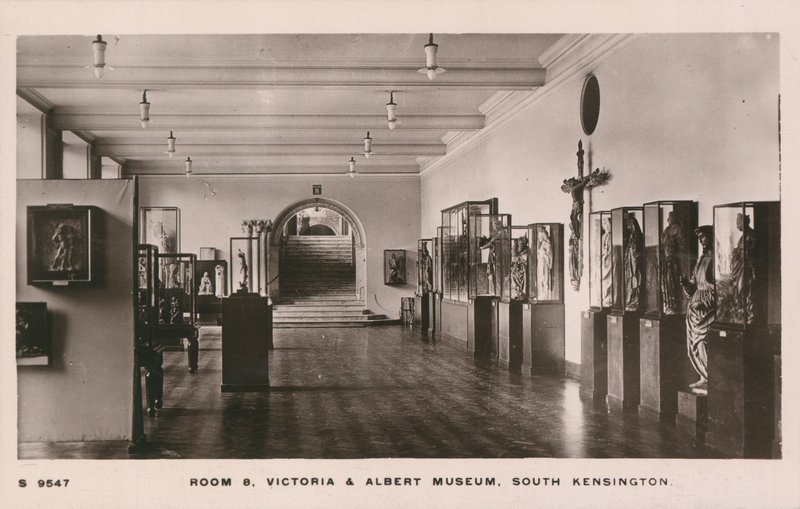 Het Victoria en Albert Museum, South Kensington, Londen door English Photographer