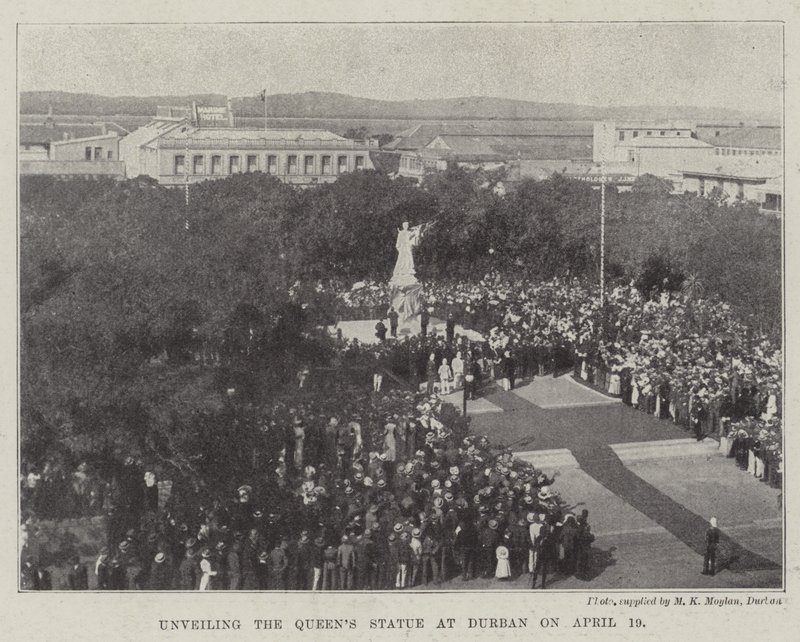 Onthulling van het standbeeld van de koningin in Durban op 19 april door English Photographer