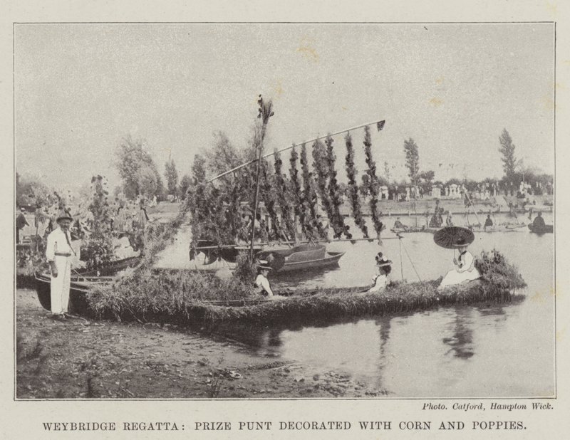 Weybridge Regatta, Prijs Punter versierd met Graan en Klaprozen door English Photographer