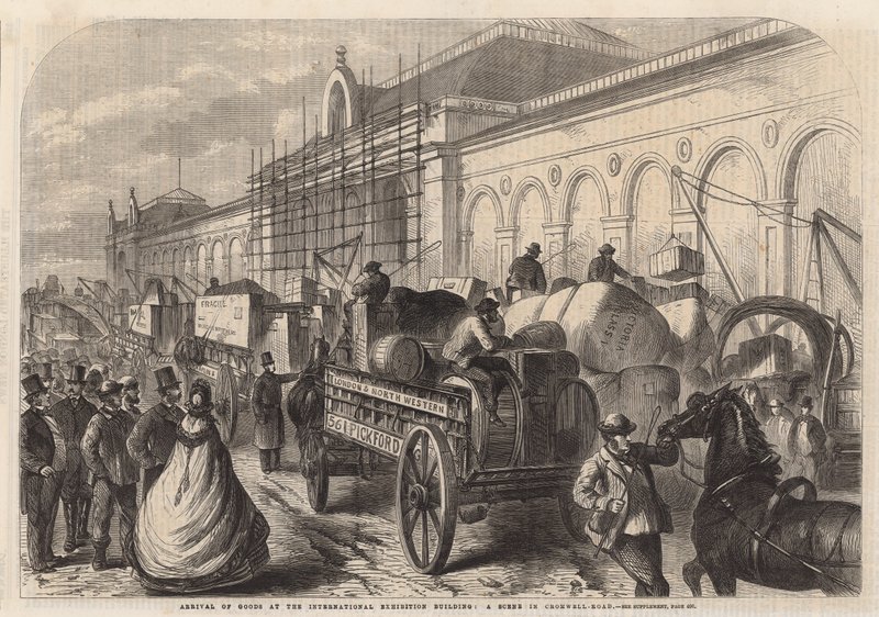 Aankomst van goederen in het Internationale Tentoonstellingsgebouw; een scène in Cromwell Road door English School