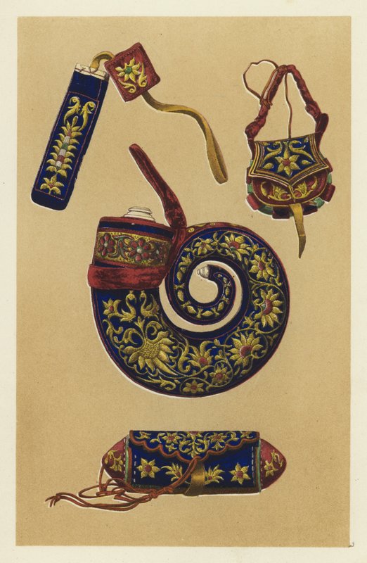 Indiase Kruithoorn en Drie Stukken Vuursteenmeubilair (chromolitho) door English School