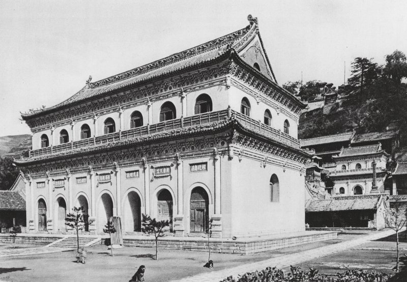 Wu tai shan, Hien tung sze, Shansi, Boeddhistische Bibliotheek en de Terrassen aan het einde van het Klooster door Ernst Boerschmann