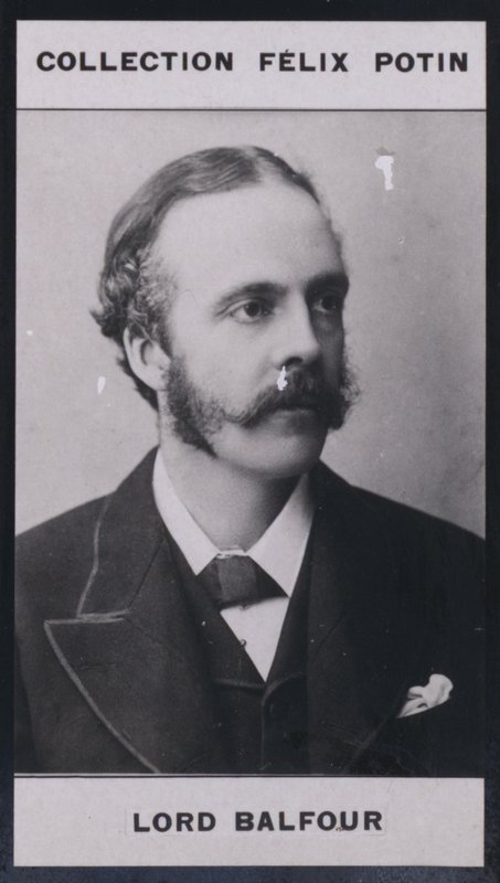 James-Arthur Balfour door European Photographer