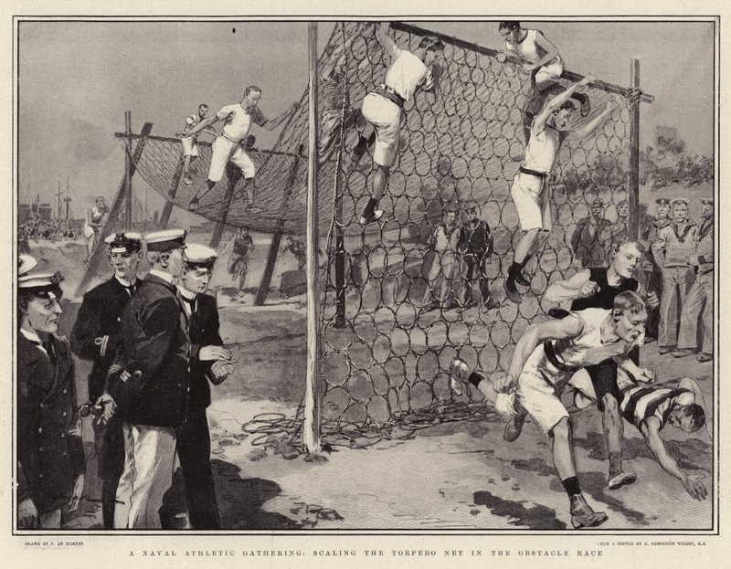 Een maritieme atletiekbijeenkomst, het beklimmen van het torpedonet in de hindernisrace door Frederic de Haenen