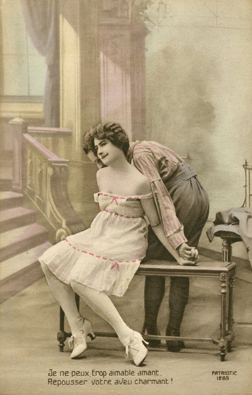 Omarmend paar door French Photographer