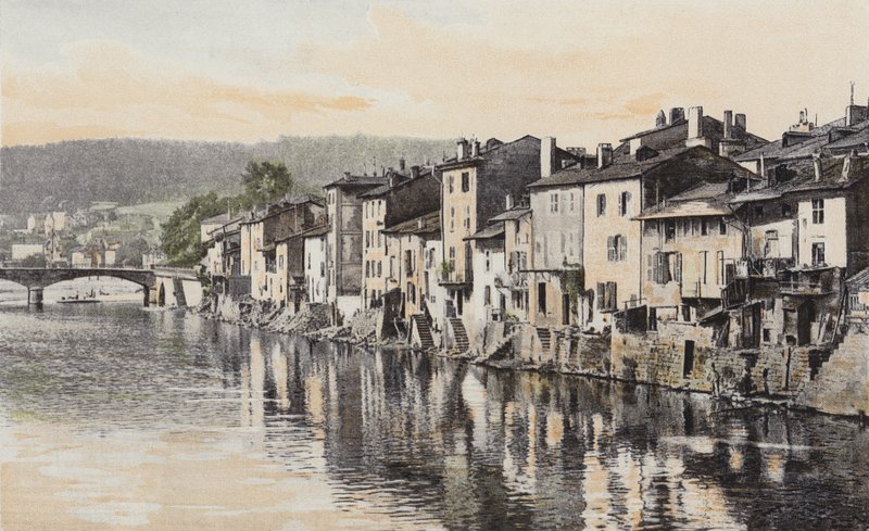 Épinal, oude huizen aan de Quai Rualménil, aan de oever van de Moezel door French Photographer