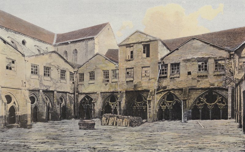 La Celle, Abdij van Noirlac, Klooster door French Photographer