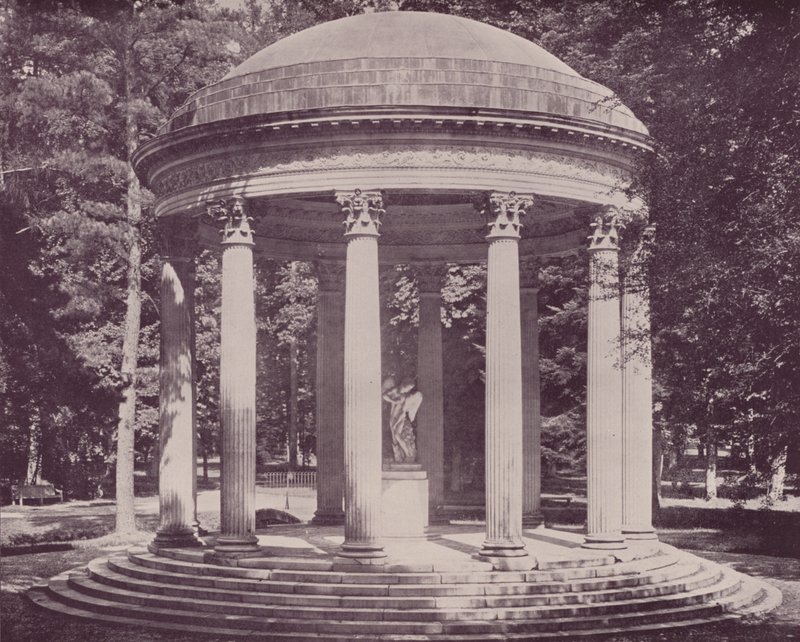 Parijs: Tempel van de Liefde, Versailles door French Photographer