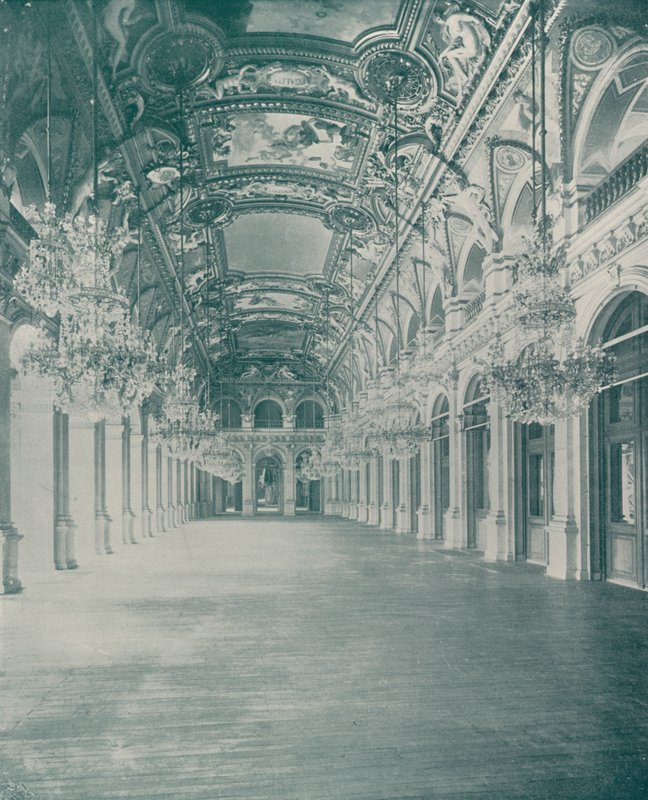 Parijs: De Balzaal, Hotel de Ville door French Photographer