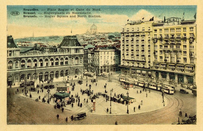 Place Rogier en Gare du Nord, Brussel door French Photographer