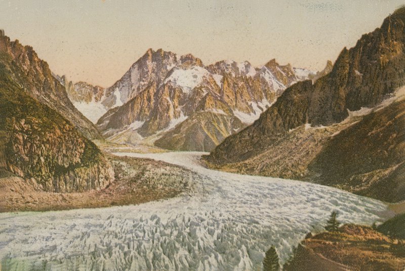 Schilderachtig uitzicht op bergen en gletsjer. Ansichtkaart verzonden in 1913 door French Photographer