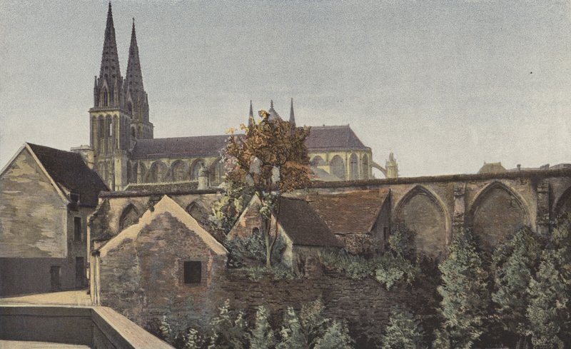 Sees, Kathedraal, Geheel Z en resten van het klooster door French Photographer