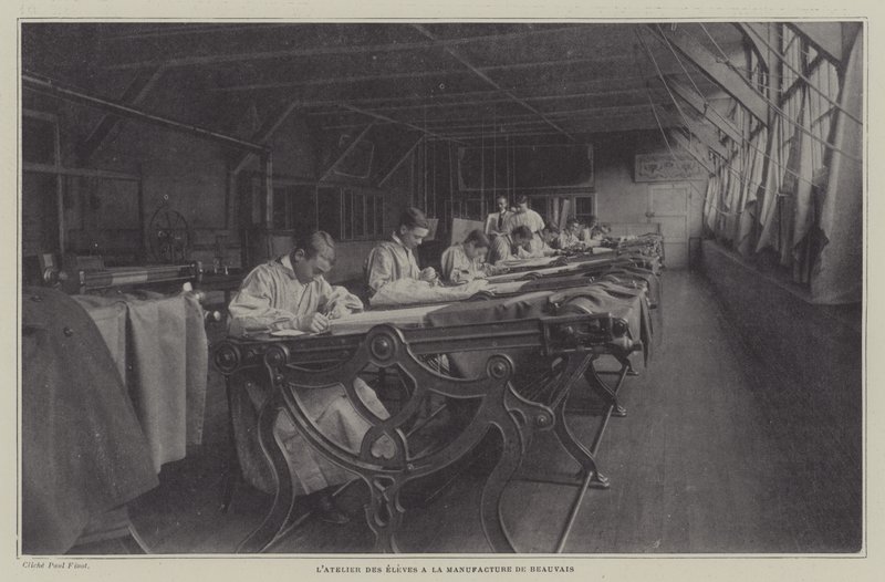 Studentenwerkplaats in de Beauvais Tapestry Manufacture, Frankrijk door French Photographer