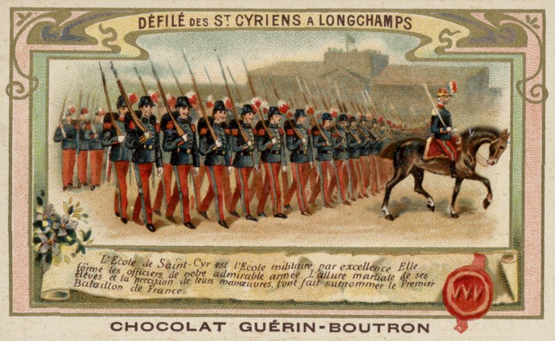 Parade van cadetten van de militaire school van Saint-Cyr in Longchamps, Frankrijk door French School