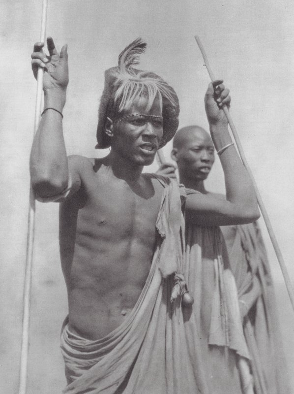Afrika: Shilluks door Hugo Adolf Bernatzik