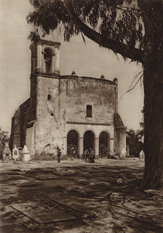 Mexico: Amecameca, kapel "Guadalupe" op de heilige berg (z/w foto) door Hugo Brehme