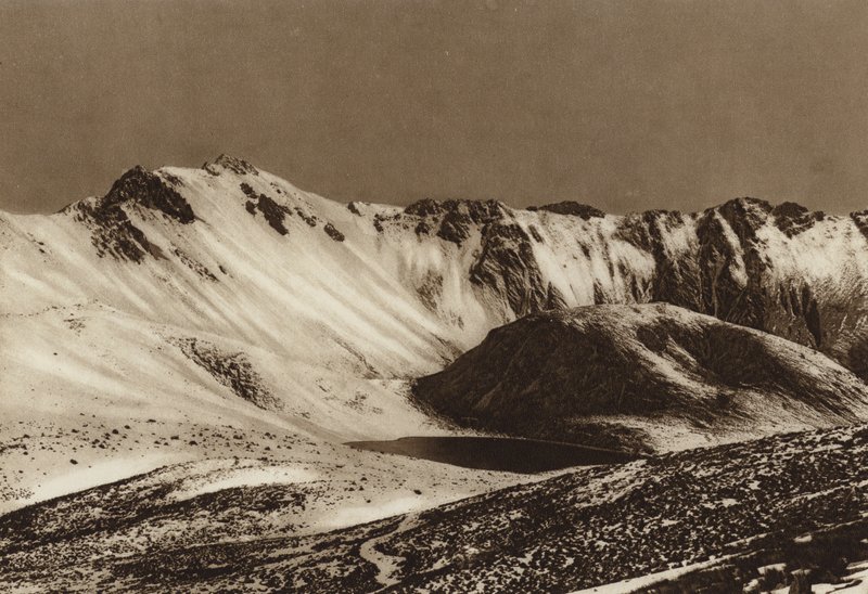Mexico: Nevado de Toluca, Estado Mejico (z/w foto) door Hugo Brehme