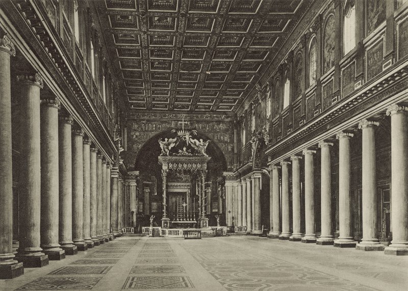 Basiliek van Santa Maria Maggiore, Binnenkant door Italian Photographer