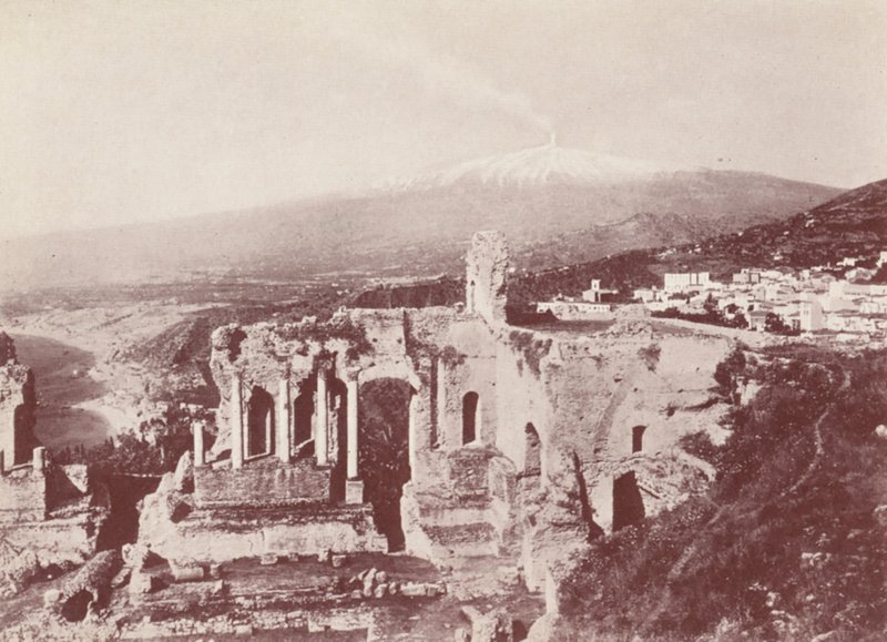 Sicilië: Het Griekse theater, Taormina (z/w foto) door Italian Photographer