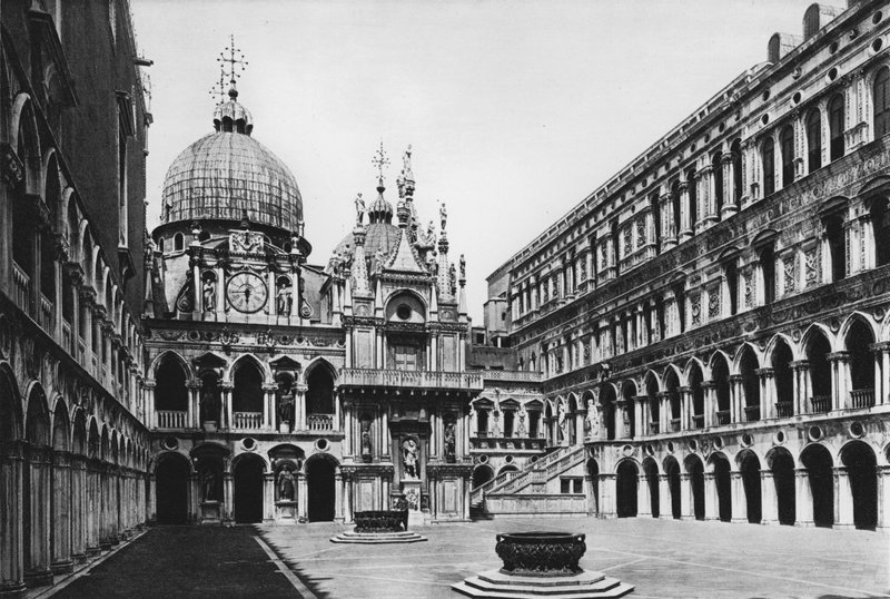 Venetië, Palazzo Ducale, de binnenplaats door Italian Photographer