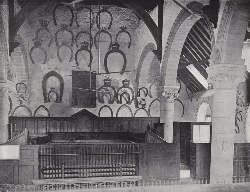 Hoefijzer Hulde in Oakham Kasteel door J. Benjamin Stone
