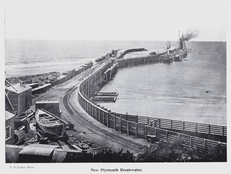 New Plymouth, Nieuw-Zeeland: New Plymouth Breakwater door New Zealand Photographer