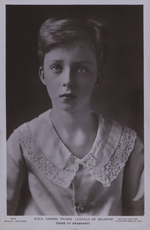Kroonprins Leopold, later Koning Leopold III van België (zw/w foto) door Photographer Belgian