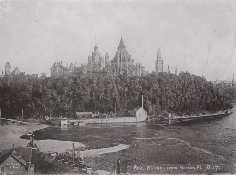 De parlementsgebouwen, Ottawa, vanaf Nepean Point (zwart-wit foto) door Photographer Canadian