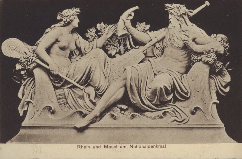 Allegorische figuren die de Rijn en de Moezel vertegenwoordigen op het Nationaldenkmal, monument ter herdenking van de eenwording van Duitsland, Rudesheim am Rhein, Hessen door Photographer German