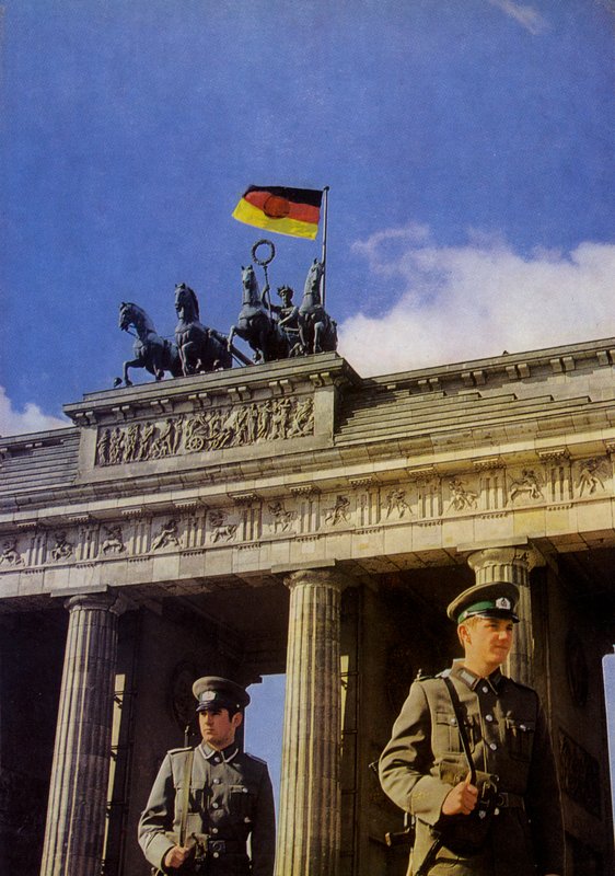 Berlijn, de Hoofdstad van de Duitse Democratische Republiek door Photographer German