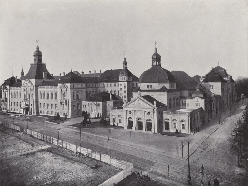Charlottenburg, Akademie Der Kunste Und Hochschule Fur Musik door Photographer German