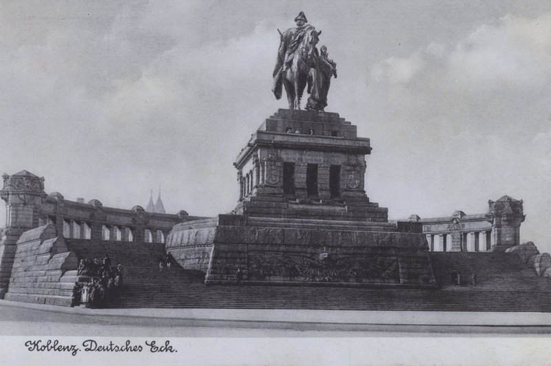 Monument voor Kaiser Wilhelm I, Deutsches Eck, Koblenz, Duitsland (zw/w foto) door Photographer German