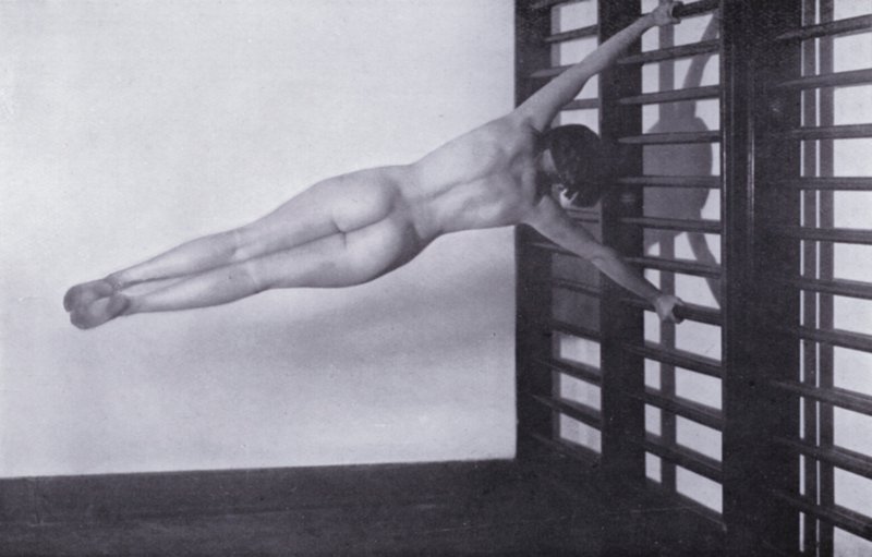Het mooie lichaam, fysieke cultuur voor vrouwen (zwart-wit foto) door Photographer German