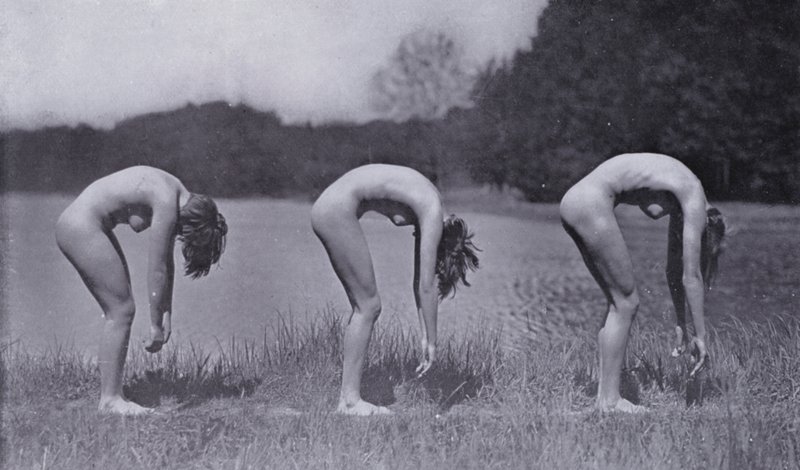 Het mooie lichaam, fysieke cultuur voor vrouwen (zwart-wit foto) door Photographer German