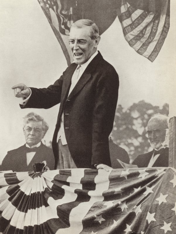 Amerikaanse president Woodrow Wilson, de drijvende kracht achter de oprichting van de Volkenbond, die er niet in slaagde zijn land te overtuigen om lid te worden door Photographer German