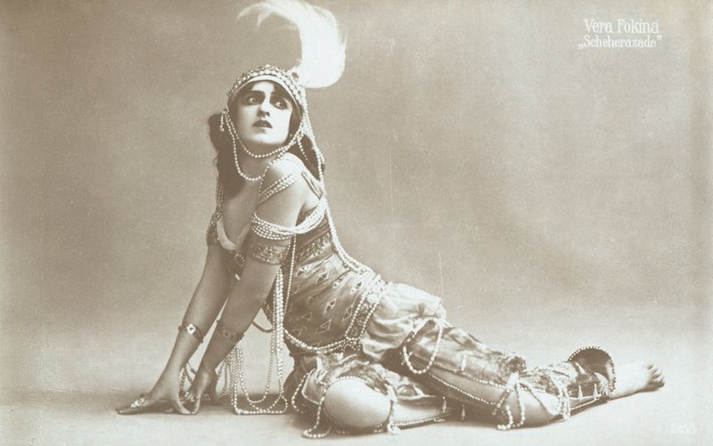 Vera Fokina in Scheherazade door Russian Photographer