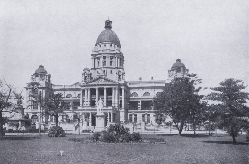Stadhuis, Durban (zwart-wit foto) door South African Photographer