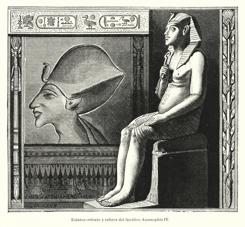 Zittend standbeeld en reliëf van de Oud-Egyptische Farao Akhenaten (Amenhotep IV) door Spanish School