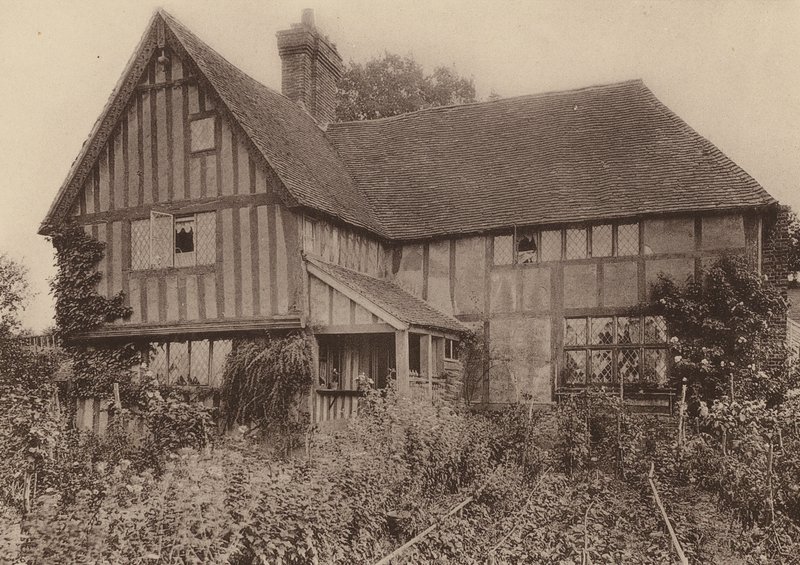 Horseshoe House, Beckley, Sussex door William Galsworthy Davie