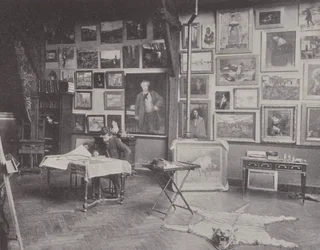 Franse schilder Alfred Philippe Roll in zijn atelier