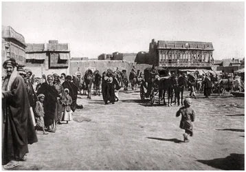 Het Bazaarsplein in Basra, Irak, 1925
