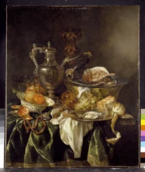 Stilleven met een zilveren wijnkan met een weerspiegeld portret van de kunstenaar