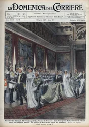 Het koninklijk paar, Victor Emanuel III (Victor-Emmanuel) (Vittorio Emanuele III) (1869-1947) en zijn vrouw Helena van Montenegro, gevolgd door prins Umberto II en Marie José (Marie-José van België, Maria José van Savoye), gaat naar de Cappella Paolina