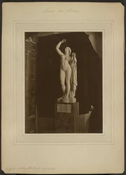 [Sappho roept de goden aan om haar te inspireren, door Pradier / Musée du Louvre]