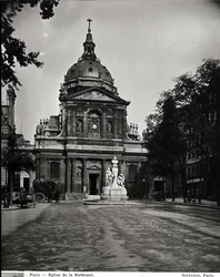 Kerk van de Sorbonne gebouwd door Jacques Lemercier (ca. 1585-1654) in 1635-53