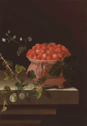 Stilleven met pot met aardbeien en takje kruisbessen
