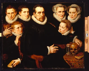 Een groepsportret van een heer van 57 jaar, zittend driekwart lengte, bij een tafel met een schedel, een zandloper en een boek, met zijn drie dochters van 30, 23 en 12 jaar, en zijn drie zonen van 19, 18 en 14 jaar