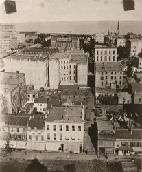 Uitzicht oost vanaf de koepel van het gerechtsgebouw in Chicago, 1858