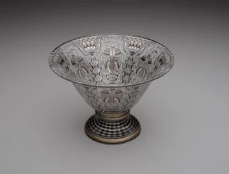 Kom, c.1914-15 (geëmailleerd, verguld en bronziet afgewerkt glas)