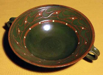 Aardewerken kom, 1897-1900
